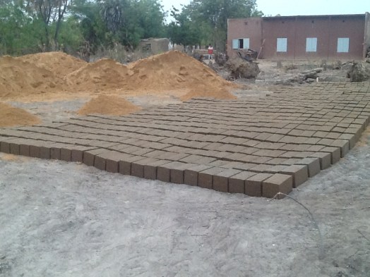 Briques fondations