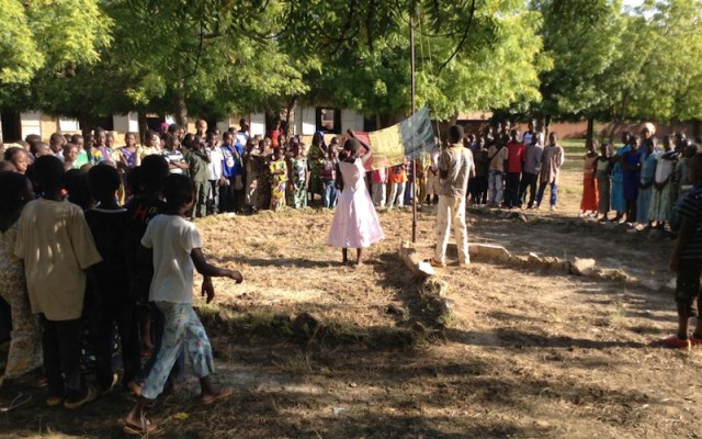 Cérémonie Drapeau 2 - copie